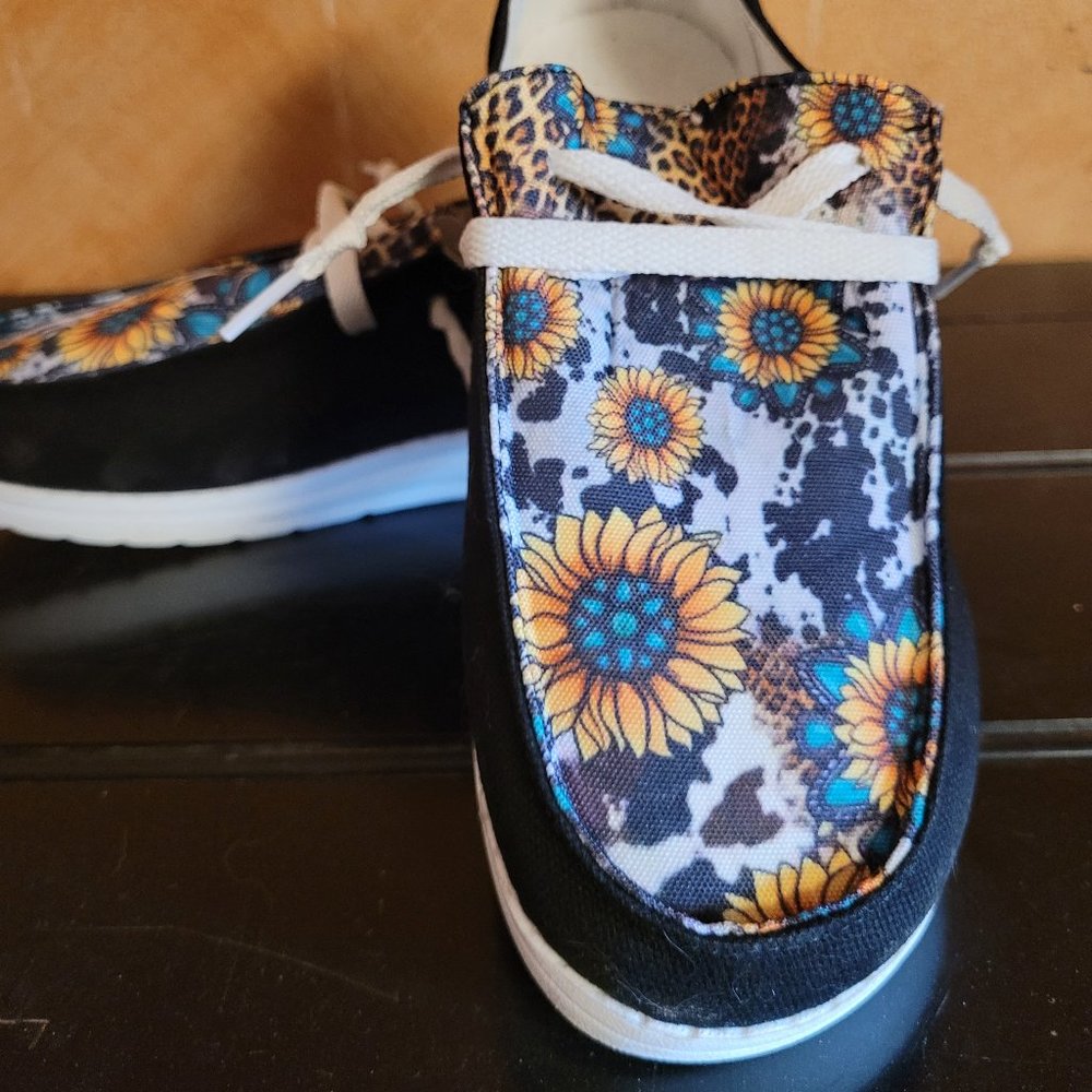 Squash blossom sunflower shoes